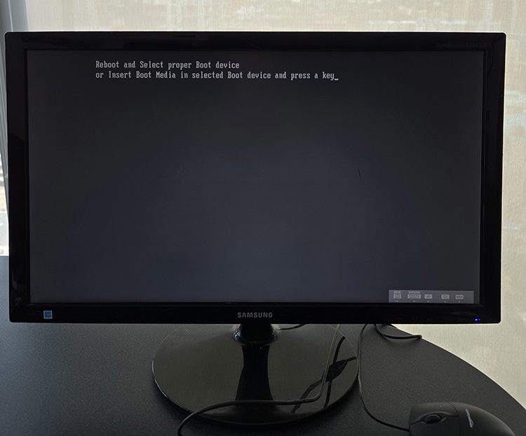 a computer unable to boot proper screen